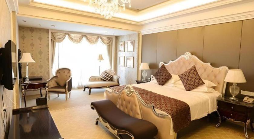 Country Garden Phoenix Hotel Shenyang Buitenkant foto