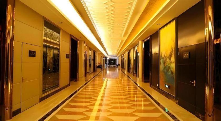 Country Garden Phoenix Hotel Shenyang Buitenkant foto